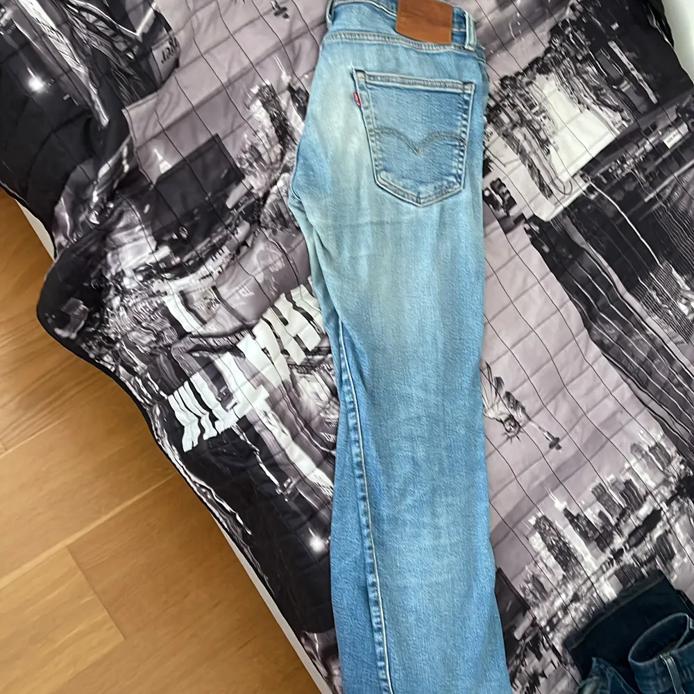 Levis jeans bra skick . Jeans & Byxor.