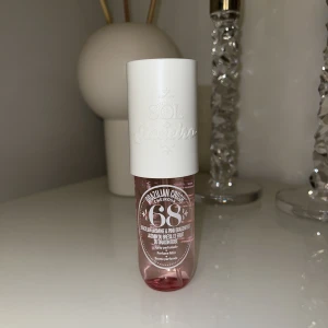 Sol de Janeiro - Sol de Janeiro parfym, Cheirosa 68  🤍💗  (Endast testad med ett sprut)  Köpt för 279kr säljs för 150kr 