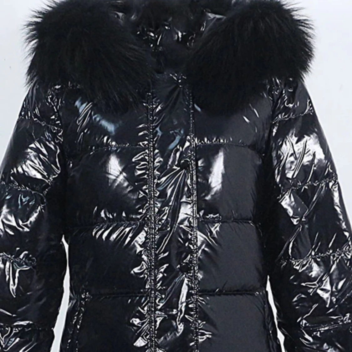 Glansig jacka från femeninsweden