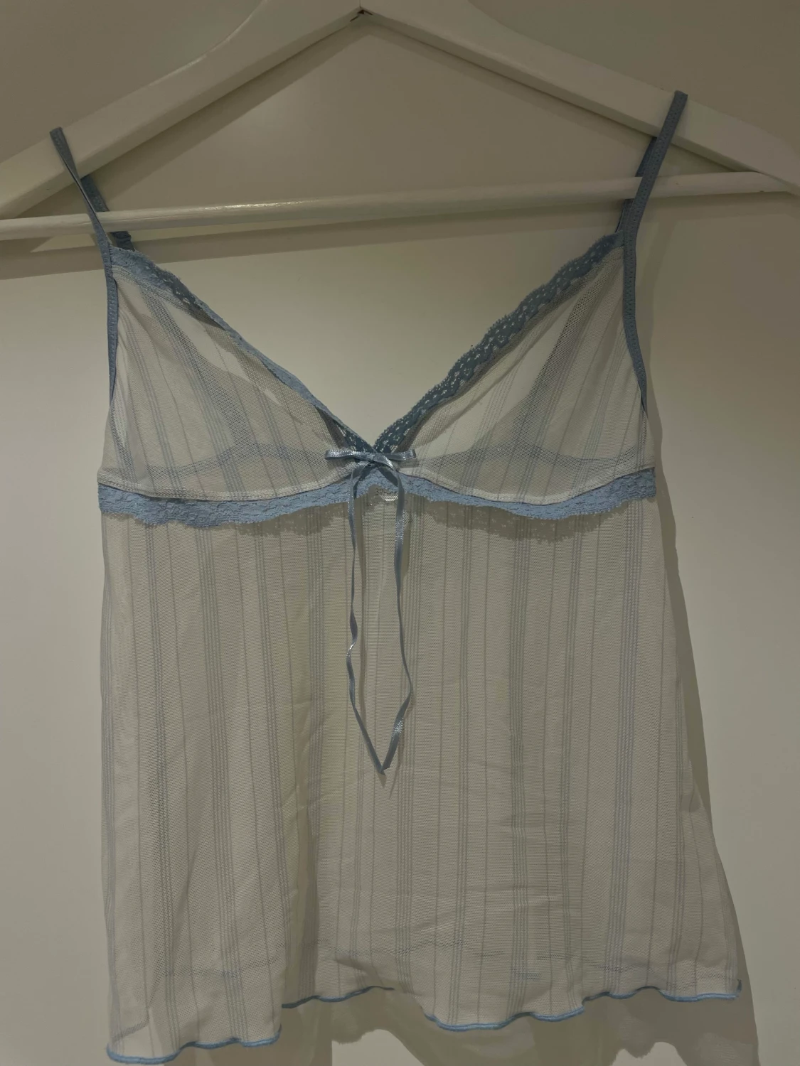 Söt topp i mesh  - 90