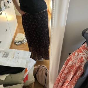 Långkjol - Så fin Långkjol med fint mönster 💓