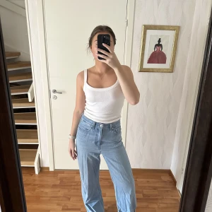 Levi’s jeans - Jeans från Levi’s  Storlek 28 Endast använda ett fåtal gånger  Modell: high loose 