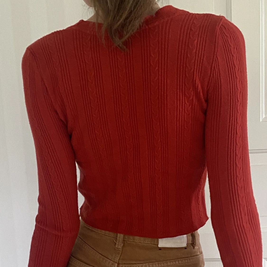 Croppad röd tröja  - 90