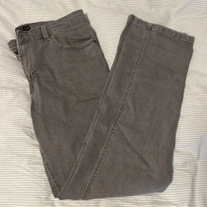 Next jeans - Next straight fit jeans  strl 32L i bra skick