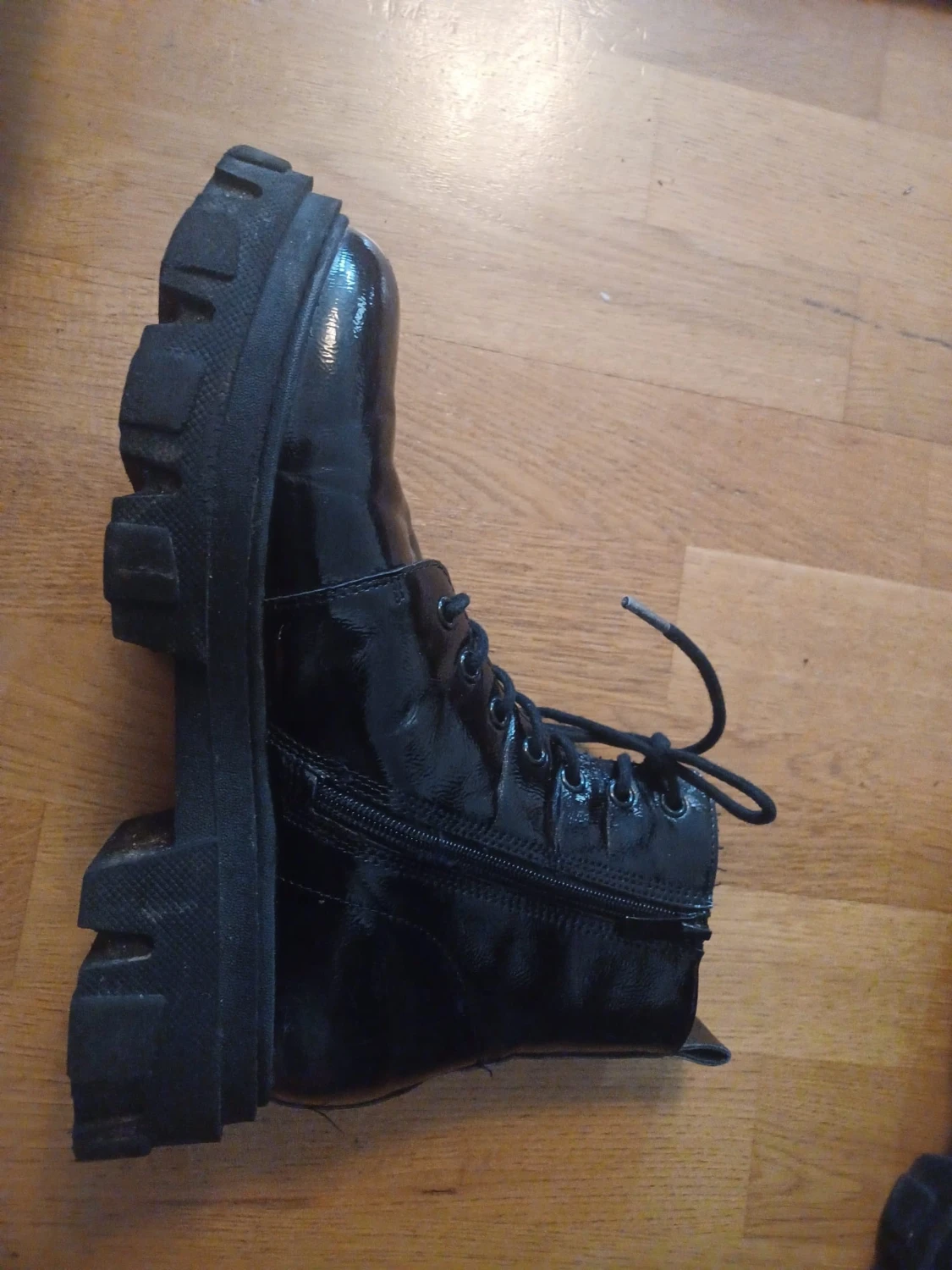 Svarta kängorrr - 90