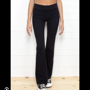 Brandy Melville yoga byxor  - Helt nya brandy Melville yoga byxor, aldrig använda!