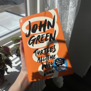 Bok - Superbra bok jag inte använder mer! Köparen betalar för frakten och katt finns i hem 🏠 