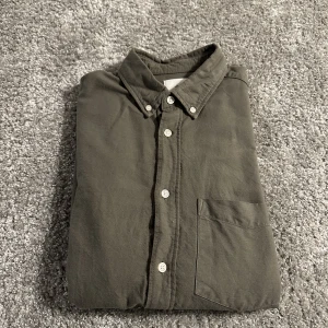 H&M Skjorta - Fint skick Storlek M Långärmad skjorta 