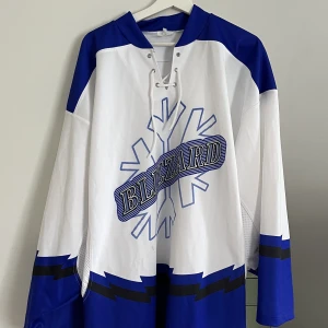 Oversized hockeytröja  - extra-oversized fit för damstorlekarna M och L