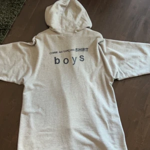 Comme des Garçons hoodie - Cdg hoodie storlek S passar oversize 