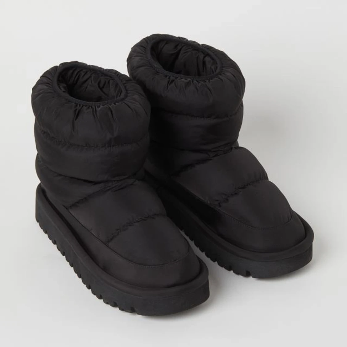 Oanvända snow boots - 90