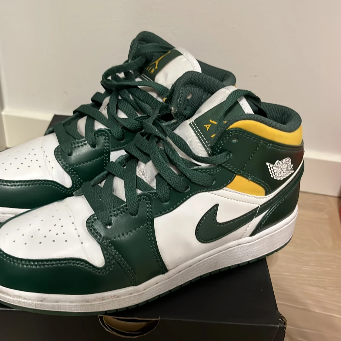 Jordan 1 mid sonic - 91
