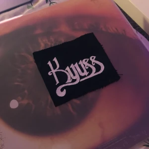 Kyuss diy patch  - Handgjord Kyuss patch!  (Exempelbild), beställt motiv 