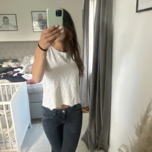 blus - super fin vit blus från h&m, aldrig använd