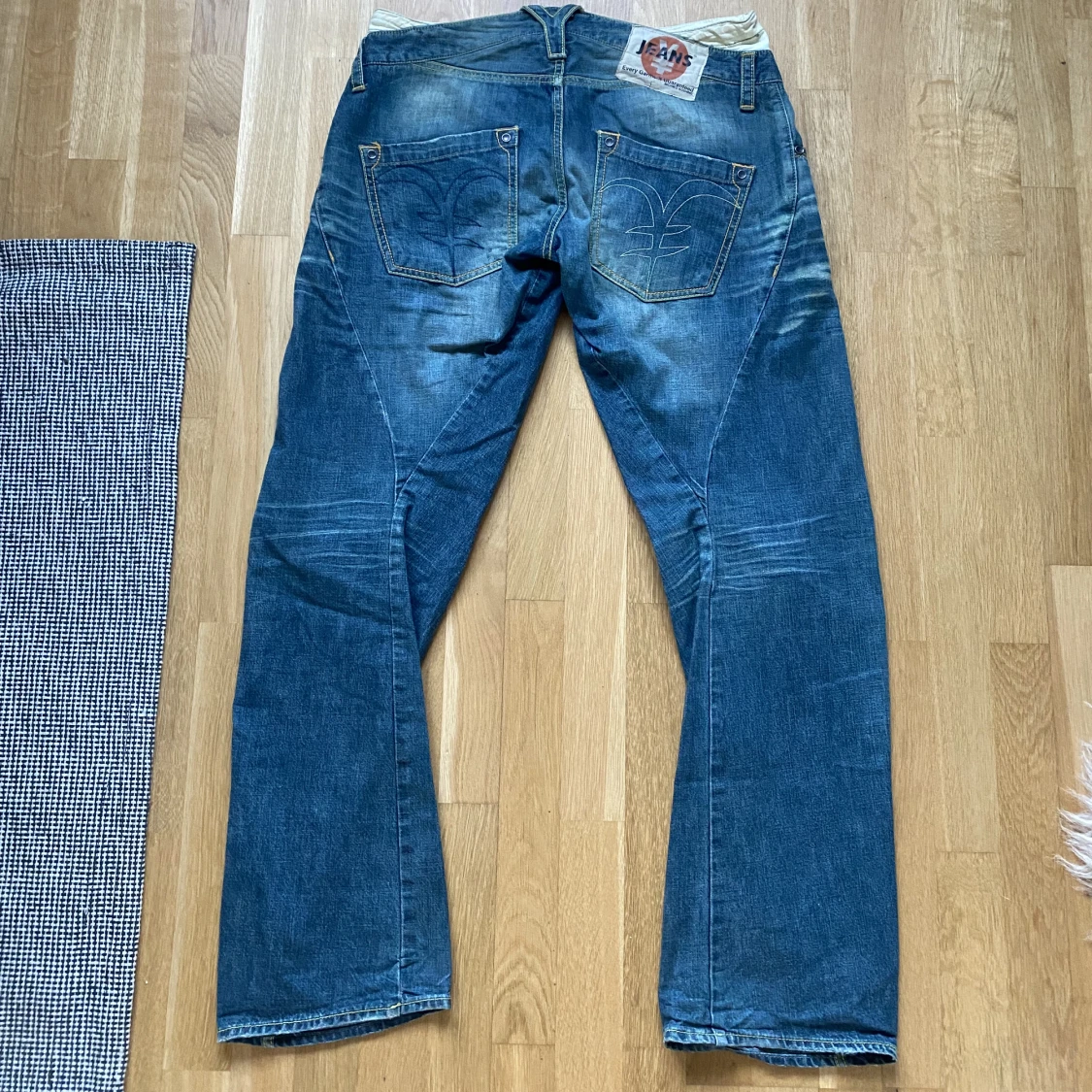 Jeans från Yen Jeans - 90