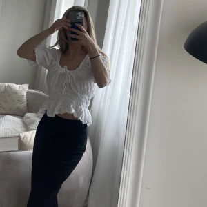 Hm - Storlek M. Brukar vanligtvis ha Xs-s men denna passar nog s-m bäst! 