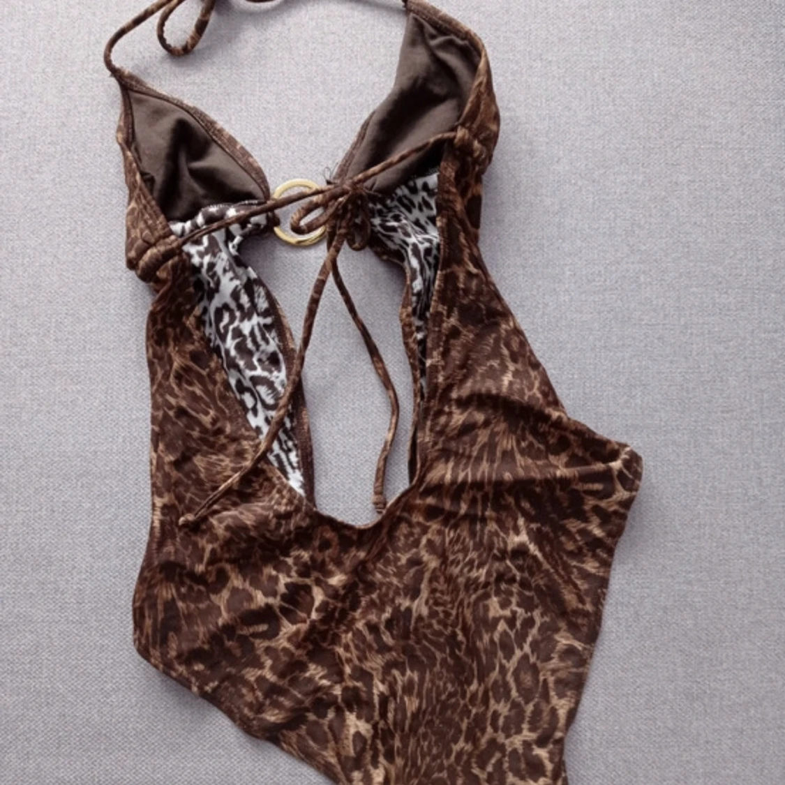 Supersnygg leopard baddräkt - 90