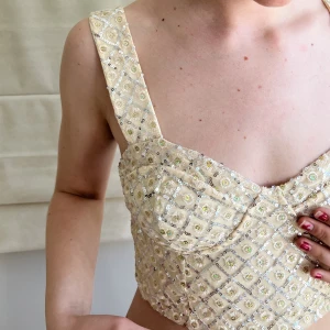 Zara topp - Paljett topp från zara i guld