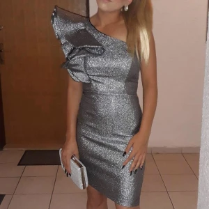Silver dress - New dress, worn once, size 36 can be xs/s