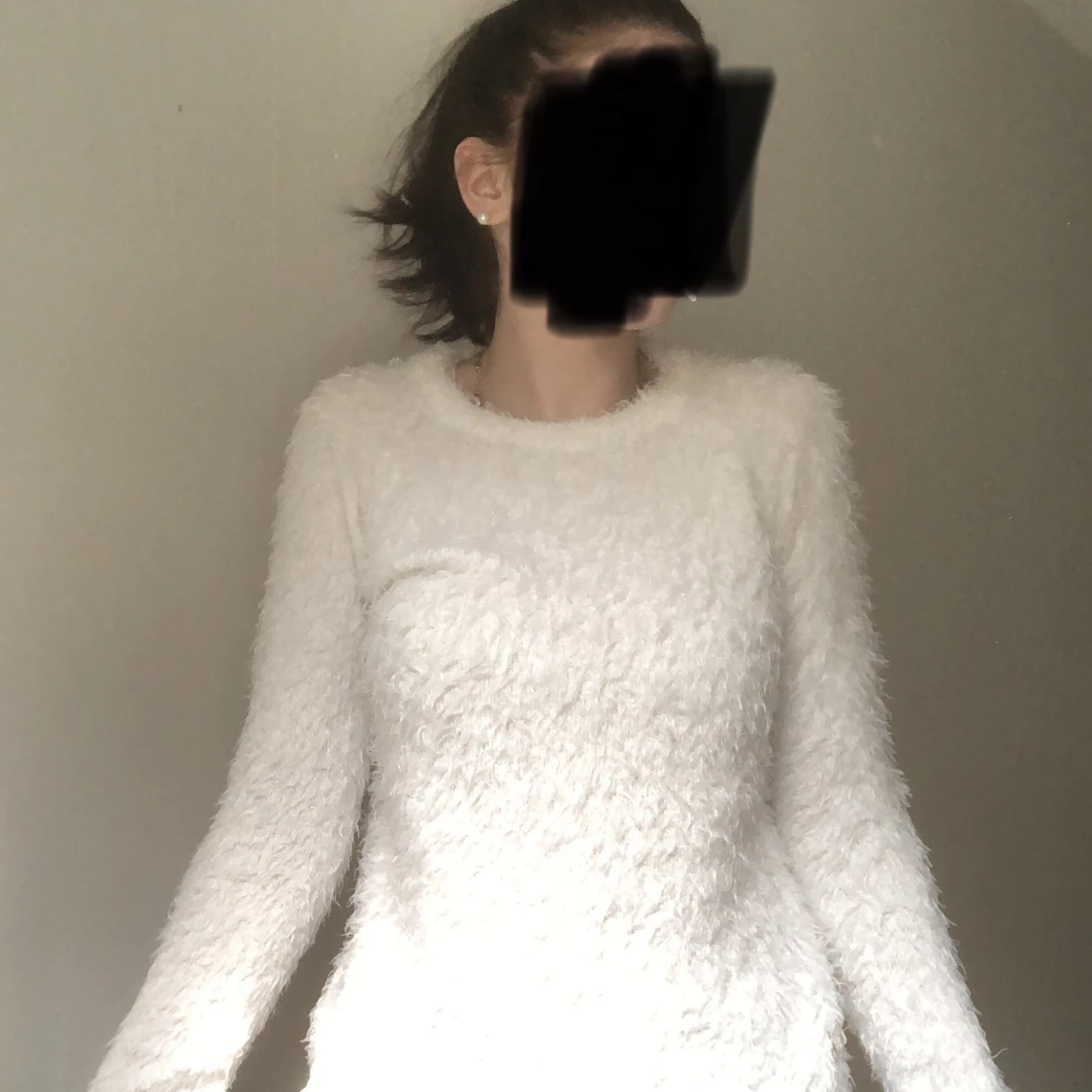 Vit tjocktröja, super go! Mycket använd men med försiktighet! - 90