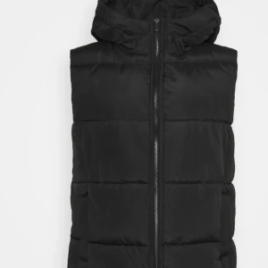 Väst - Säljer min fina väst som är från Vila / vero Mora pågrund av utrensning 