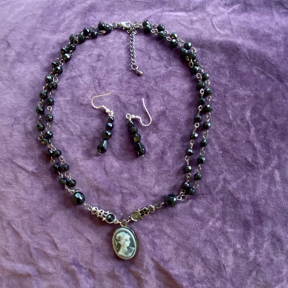 Halsband med örhängen  - 90