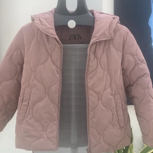 Jacka från Zara - Jacka från Zara, perfekt för tidig höst