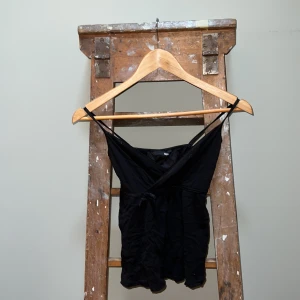 Vintage shirt  - Vintage black cute shirt 