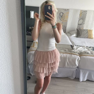 Kjol - Fin kjol fårn zara