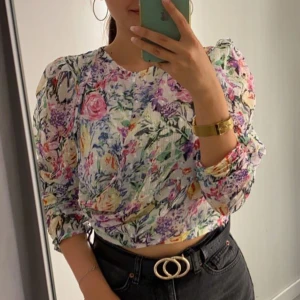 Topp från Lindex  - (Köp 3 betala för 2)💕
