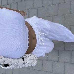 Linnebyxor  - Säljer dom perfekta linnebyxorna från Gina Tricot i storlek 38. Kommer inte till användning för mig tyvärr. 🦋