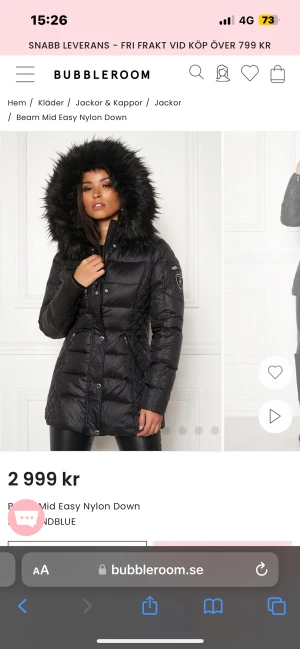 Rock and blue jacka - Säljer min jacka från förra vintern då den har blivit för liten, det är inget fel på den knappt använd ❤️säljs för 1300 då nypris är ca 3000❤️