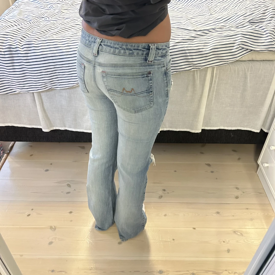 Utsvängda jeans - 90