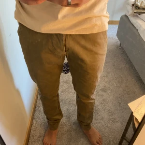 Chinos NN.07 - Simon - God kvalite, knappt använda