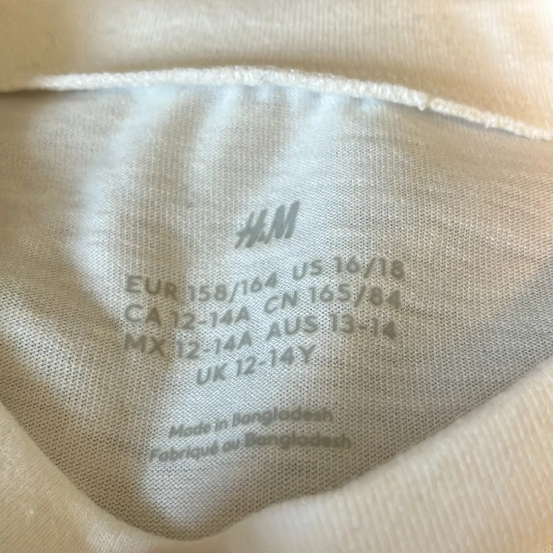 Vit långärmad t-shirt/sweatshirt - 90