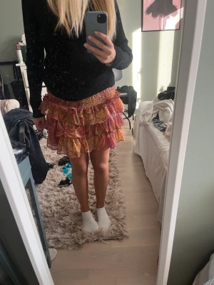 Mönstrad kjol - Så snygg mönstrad volang kjol!💞