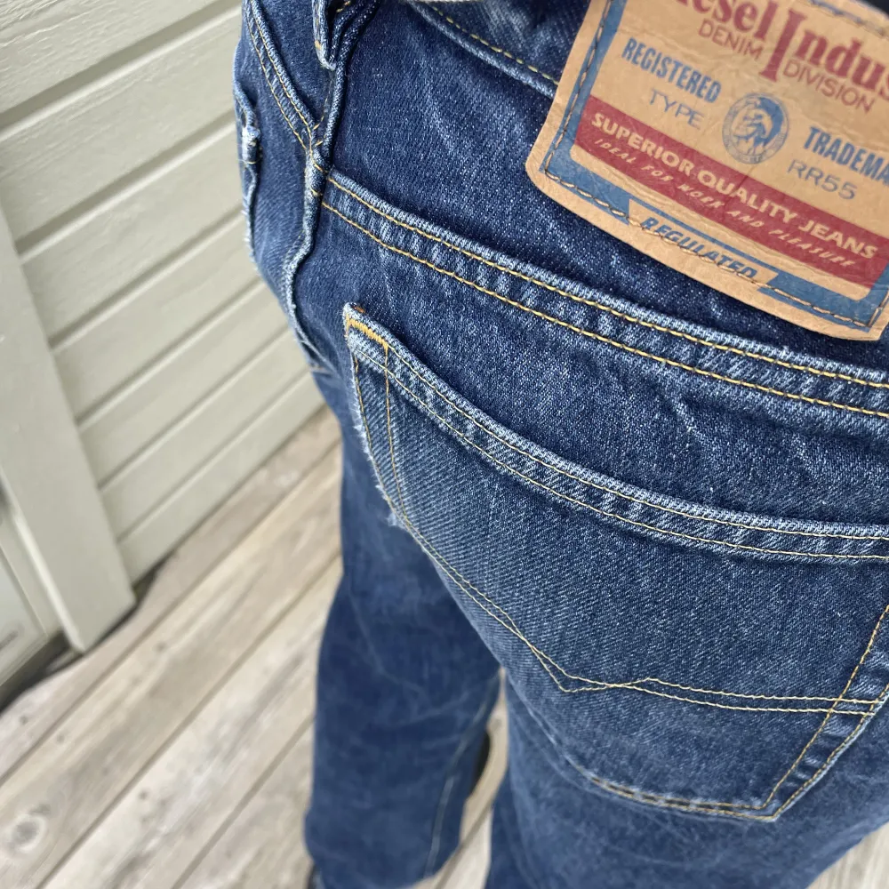 Dunder Diesel jeans  Skick 9/10  Använda med omsorg Straight fit. Jeans & Byxor.