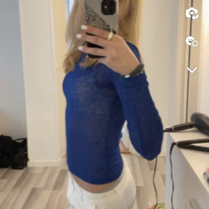 tröja - säljer min liknande intimissimi tröja för jag får ej användning för den! Mycket bra skick och inget som gått sönder!