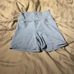 träningsshorts från AYBL - Blå, använd ett fåtal gånger 