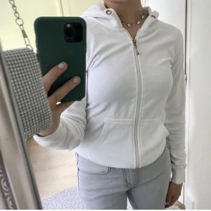 Mysig kofta Cubus - Säljer denna mysiga koftan från Cubus, strl S, 50kr+frakt⚡️⚡️