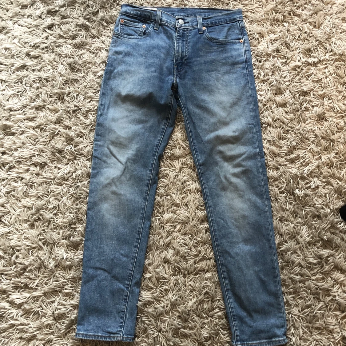 Levis 512
