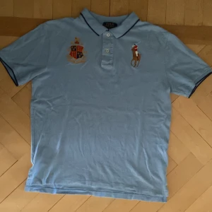 Polo lauren piké - Snygg piké från Polo Ralph Lauren. Perfekt skick. 