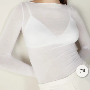 Intimissimi tröja - Säljer min vita intimissimi tröja i strl S, som ny