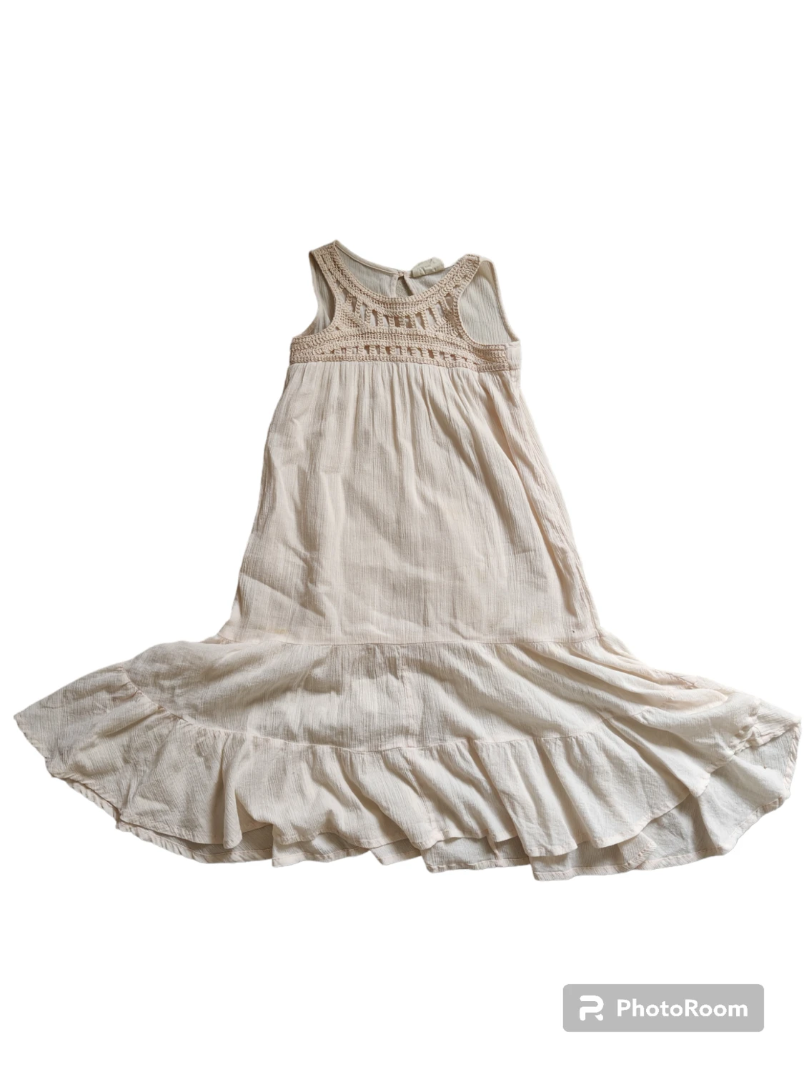 Klänning med brodyr