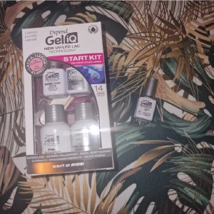Nagelkit plus 3 färger  - Oanänt allt🥰