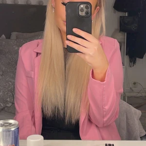 Rosa kavaj - jätte fin rosa kavaj från shein💗💗bara testad så i fint skick!