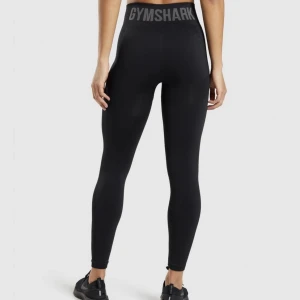 Svarta gymshark tights - Svarta gymshark tights!