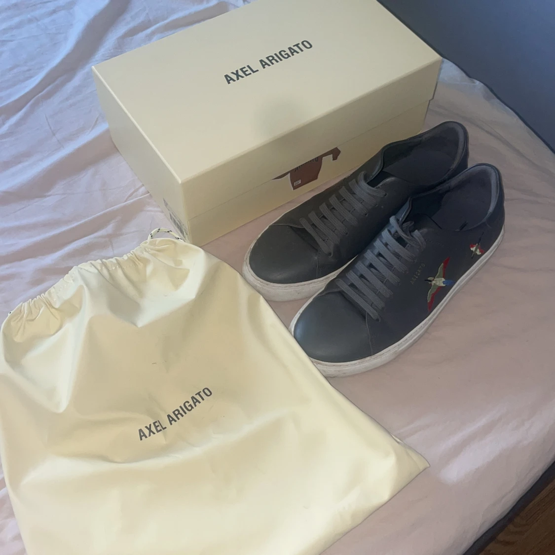 Axel Arigato skor