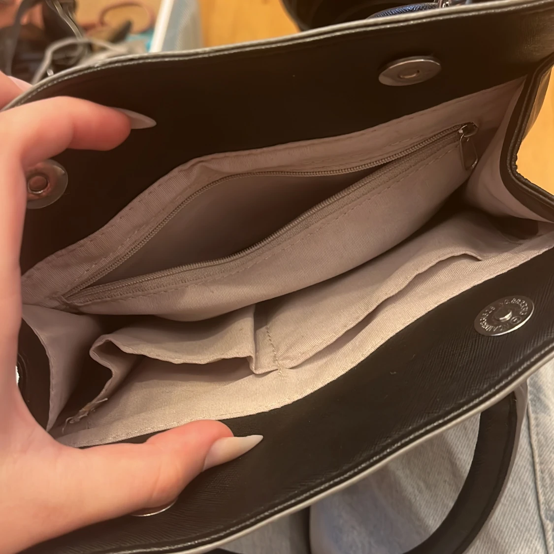 Svart Axel väska  - 90