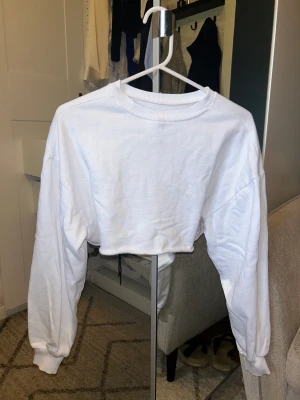 Sweatshirt  - använd 1 gång mjukt tyg